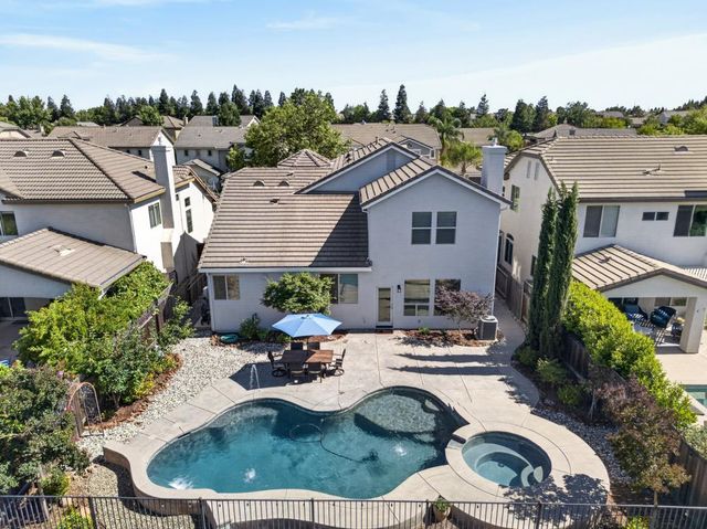 1525 Rainbow Trout St, Roseville, CA 95747