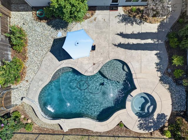 1525 Rainbow Trout St, Roseville, CA 95747