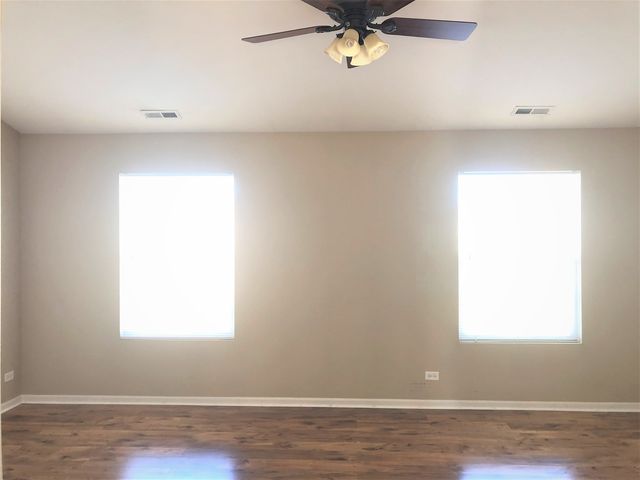 1609 Fredericksburg Lane 1609, Aurora, IL 60503