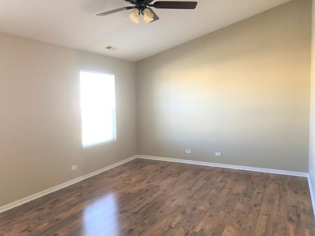 1609 Fredericksburg Lane 1609, Aurora, IL 60503