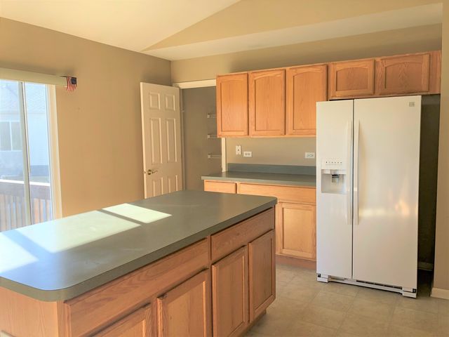 1609 Fredericksburg Lane 1609, Aurora, IL 60503