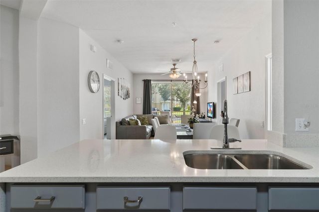 4802 CAYVIEW AVENUE 10814, Orlando, FL 32819