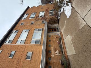 7400 N SHERIDAN Road 2A, Chicago, IL 60626