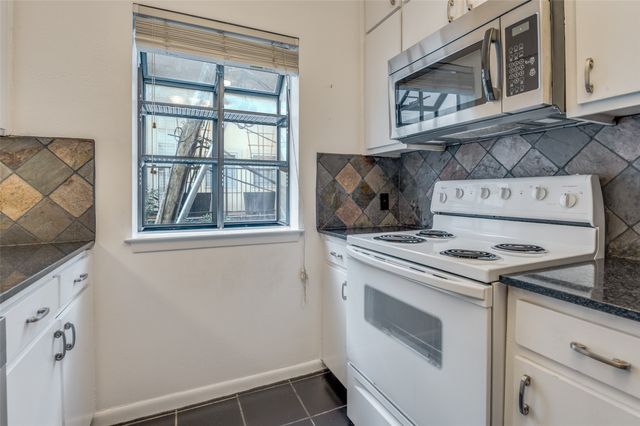 3616 Reagan Street, Dallas, TX 75219