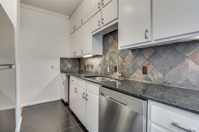 3616 Reagan Street, Dallas, TX 75219