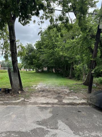1510 Bayou Street, Houston, TX 77020