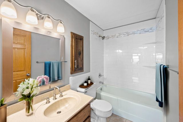 1920 S 1st Street 2102, Minneapolis, MN 55454