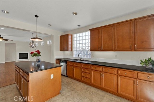 1596 Four Seasons, Beaumont, CA 92223