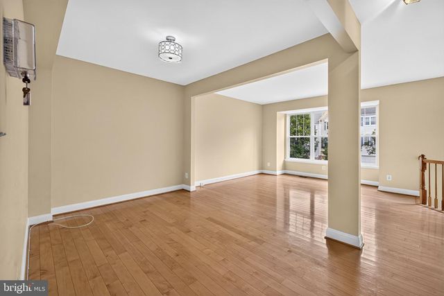 16936 JED FOREST LN, Woodbridge, VA 22191