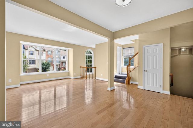 16936 JED FOREST LN, Woodbridge, VA 22191