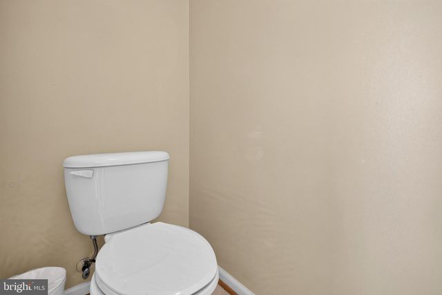 16936 JED FOREST LN, Woodbridge, VA 22191