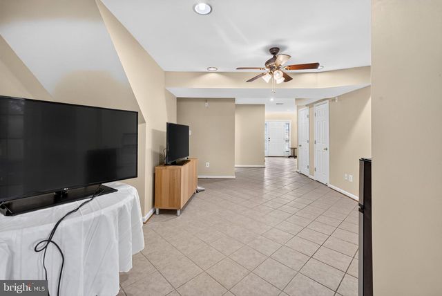 16936 JED FOREST LN, Woodbridge, VA 22191