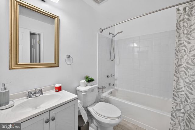 16936 JED FOREST LN, Woodbridge, VA 22191