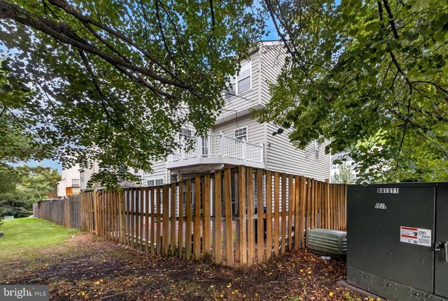 16936 JED FOREST LN, Woodbridge, VA 22191