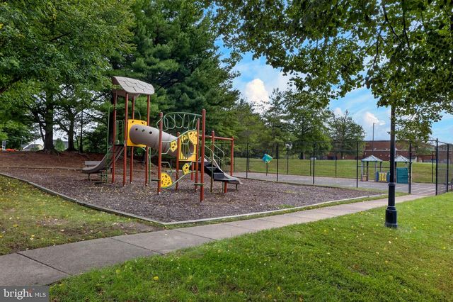 16936 JED FOREST LN, Woodbridge, VA 22191