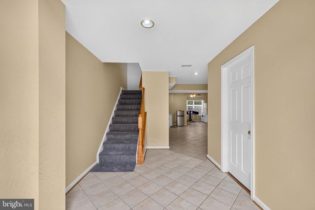 16936 JED FOREST LN, Woodbridge, VA 22191