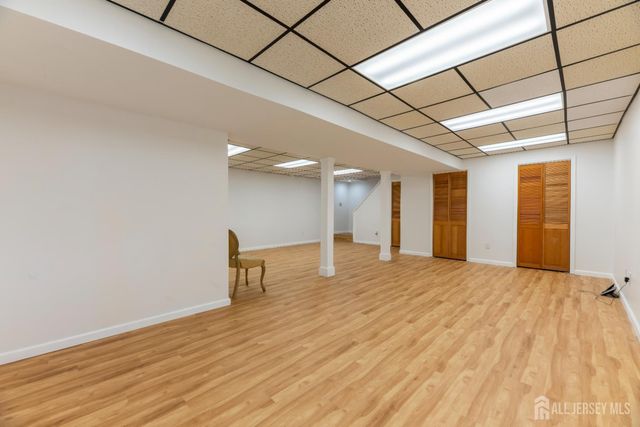 9 Van Arsdale Court, East Brunswick, NJ 08816