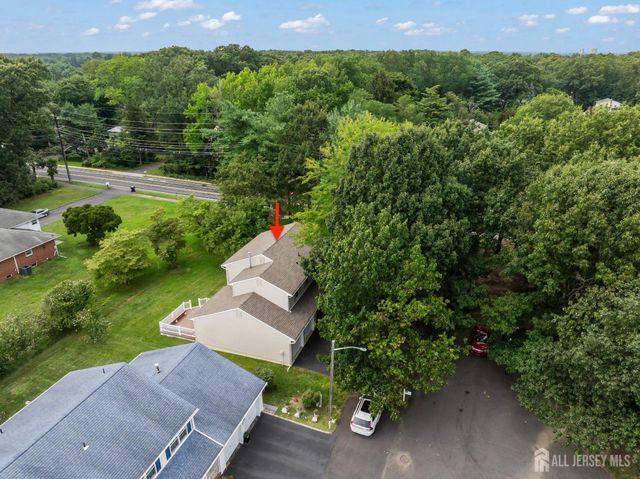 9 Van Arsdale Court, East Brunswick, NJ 08816