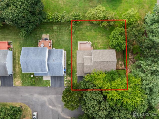 9 Van Arsdale Court, East Brunswick, NJ 08816