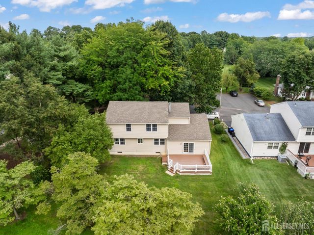 9 Van Arsdale Court, East Brunswick, NJ 08816
