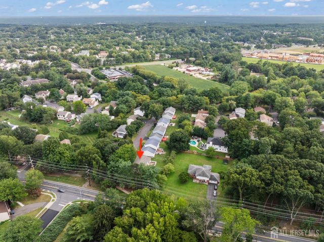9 Van Arsdale Court, East Brunswick, NJ 08816