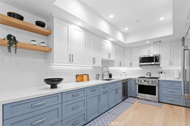 1409 Havenhurst Drive 3, West Hollywood, CA 90046