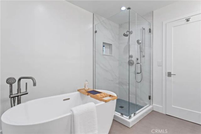 1409 Havenhurst Drive 3, West Hollywood, CA 90046
