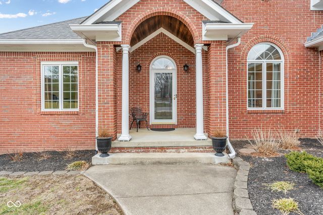 306 Overlook Trail, Plainfield, IN 46168