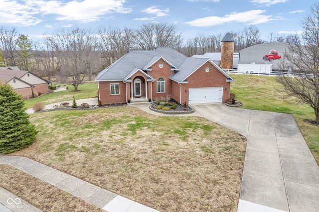 306 Overlook Trail, Plainfield, IN 46168