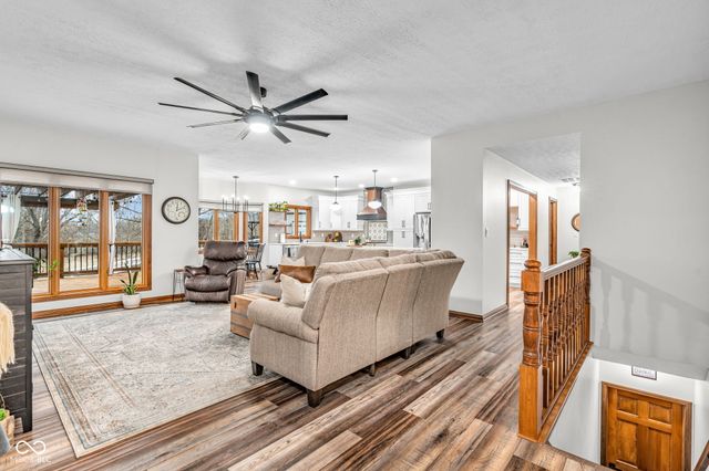 306 Overlook Trail, Plainfield, IN 46168