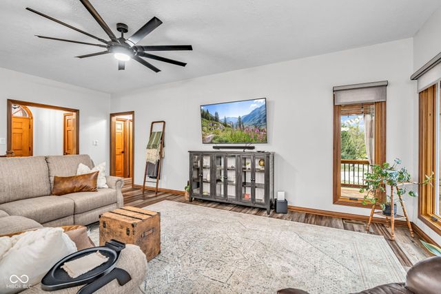 306 Overlook Trail, Plainfield, IN 46168