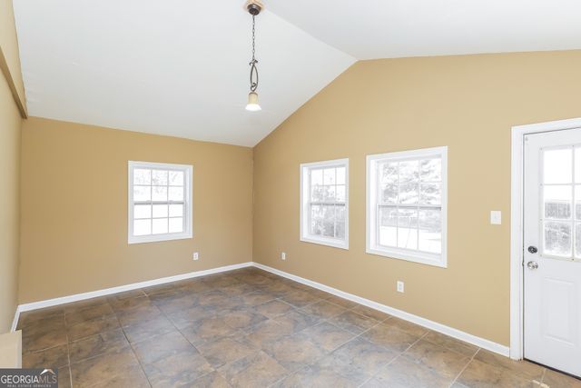 325 Longview Road, Fayetteville, GA 30214