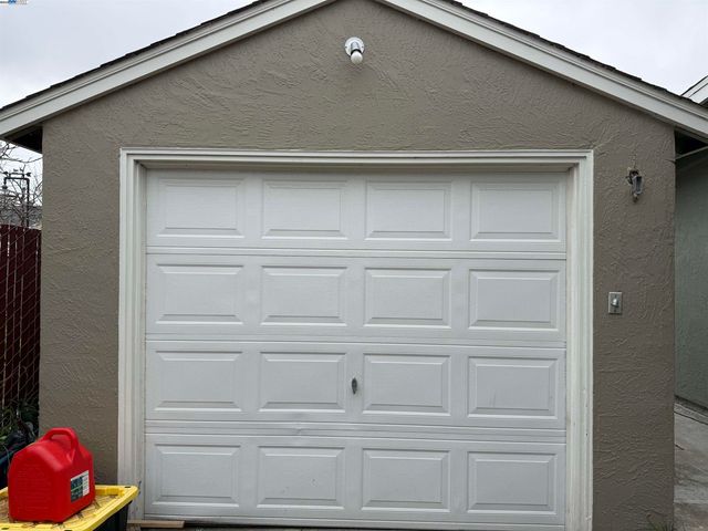 14955 Lark St, San Leandro, CA 94578