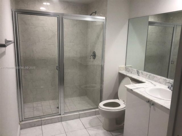 2775 NE 187th Street 527, Aventura, FL 33180