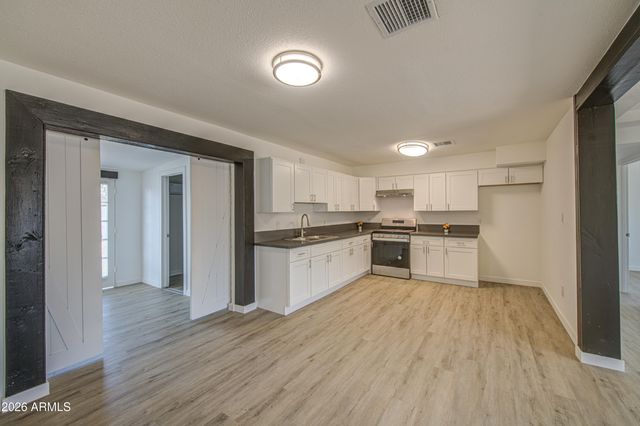 4832 W HUBBELL Street, Phoenix, AZ 85035