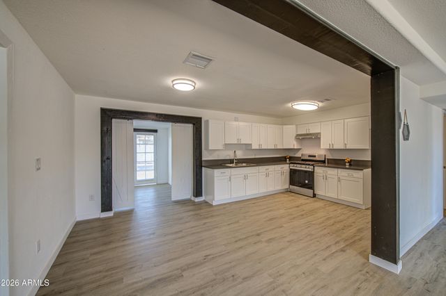 4832 W HUBBELL Street, Phoenix, AZ 85035