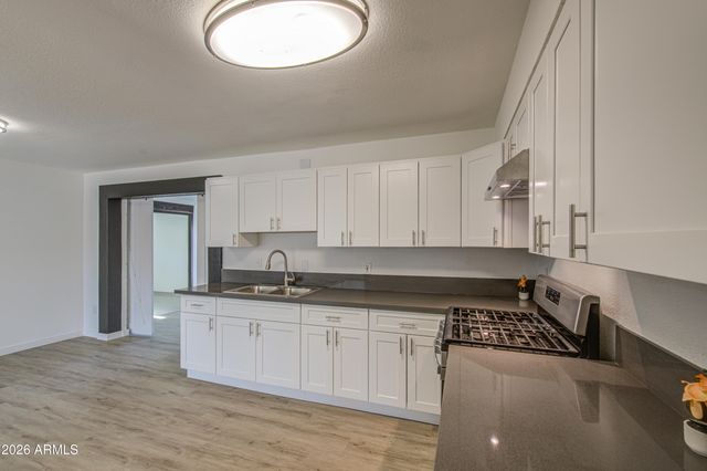 4832 W HUBBELL Street, Phoenix, AZ 85035