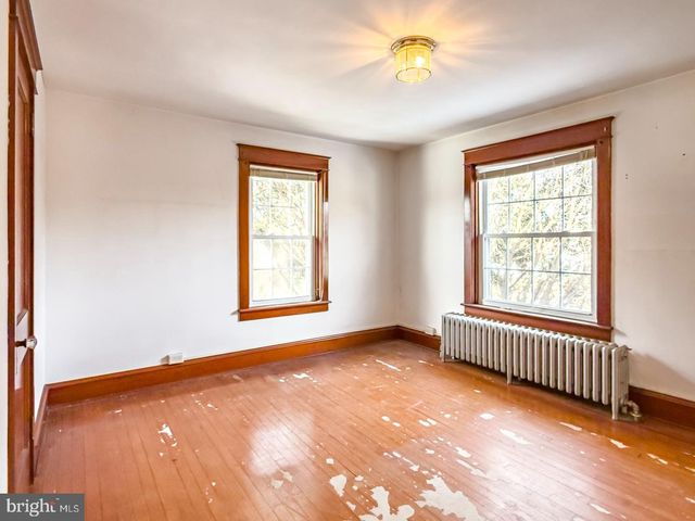 169 W MAIN ST, Reinholds, PA 17569