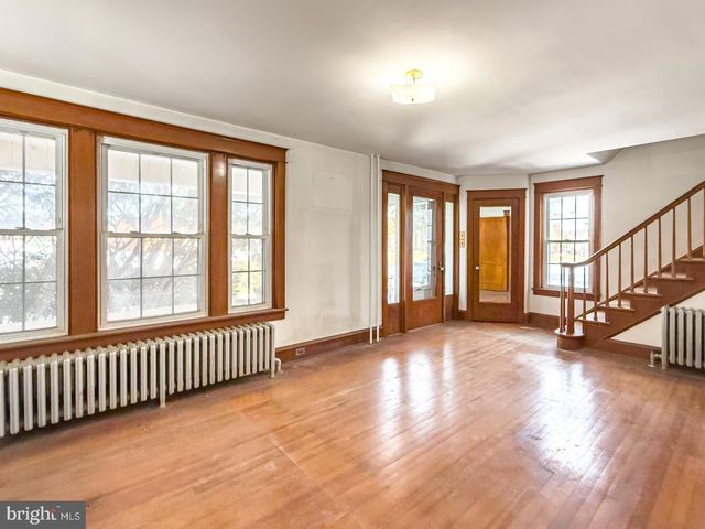 169 W MAIN ST, Reinholds, PA 17569