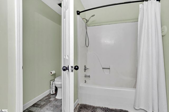 114 Wonderberry Court, Boiling Springs, SC 29316