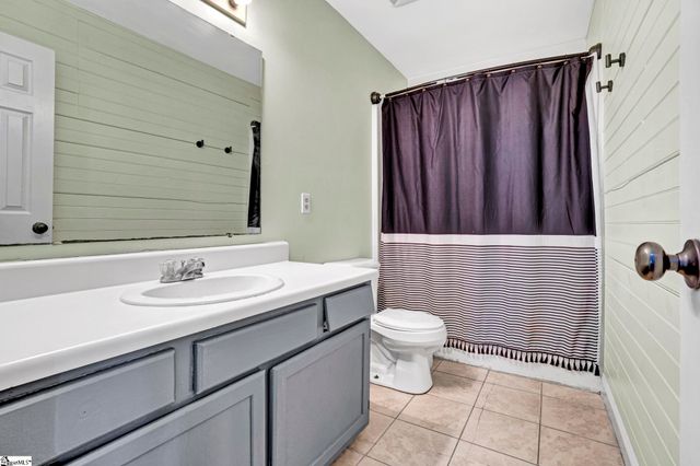 114 Wonderberry Court, Boiling Springs, SC 29316