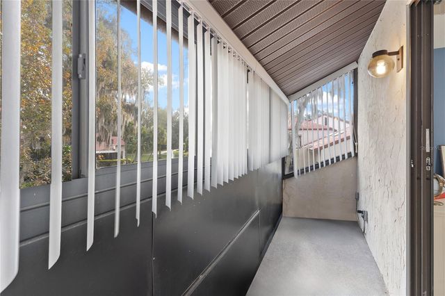 402 CLUSTERWOOD DRIVE, Yalaha, FL 34797