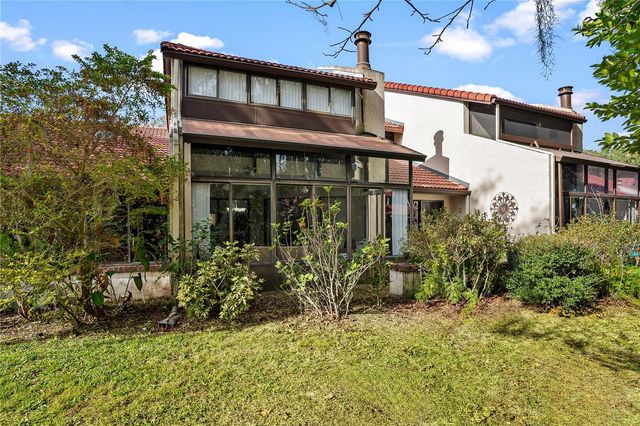 402 CLUSTERWOOD DRIVE, Yalaha, FL 34797