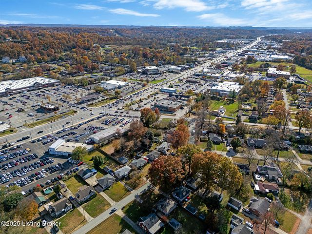 4930 Fielding Way, Louisville, KY 40216