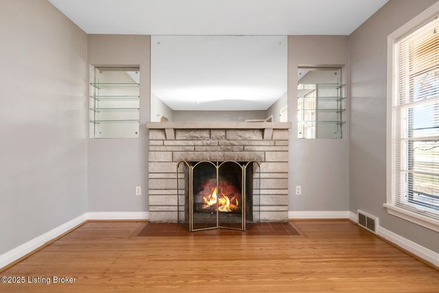 4930 Fielding Way, Louisville, KY 40216