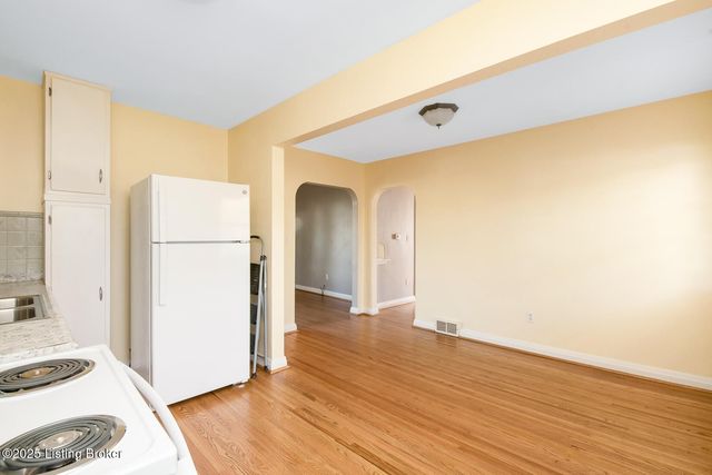 4930 Fielding Way, Louisville, KY 40216