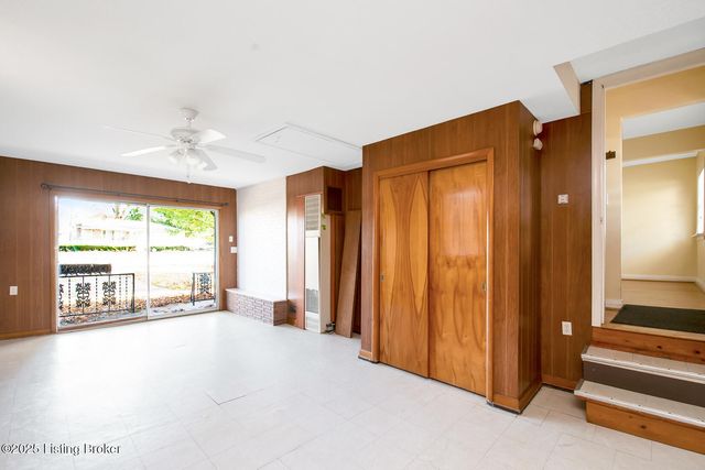 4930 Fielding Way, Louisville, KY 40216