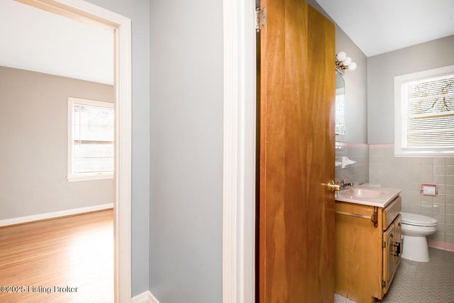 4930 Fielding Way, Louisville, KY 40216