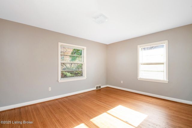 4930 Fielding Way, Louisville, KY 40216