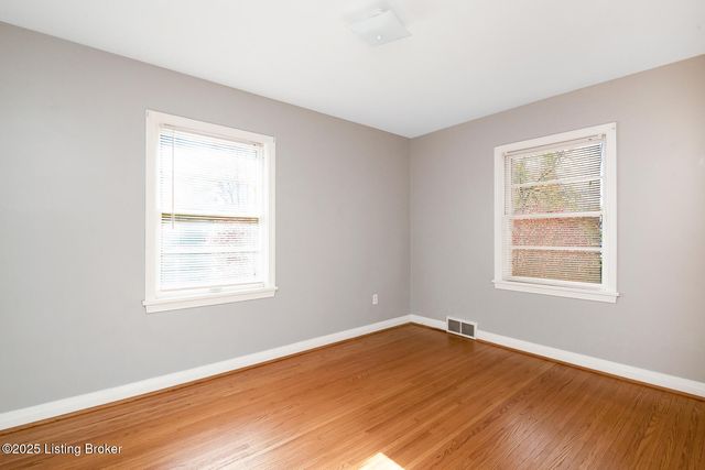 4930 Fielding Way, Louisville, KY 40216